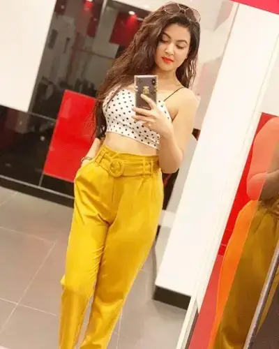Vanur Escort