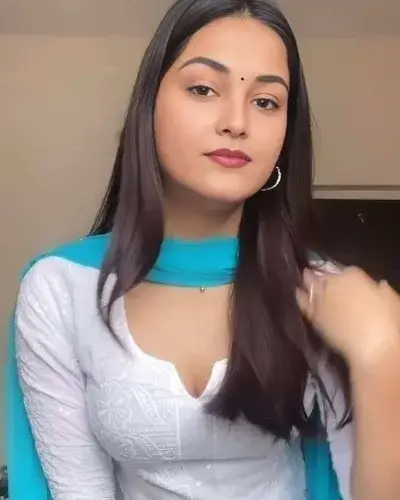 Escort In Vanur